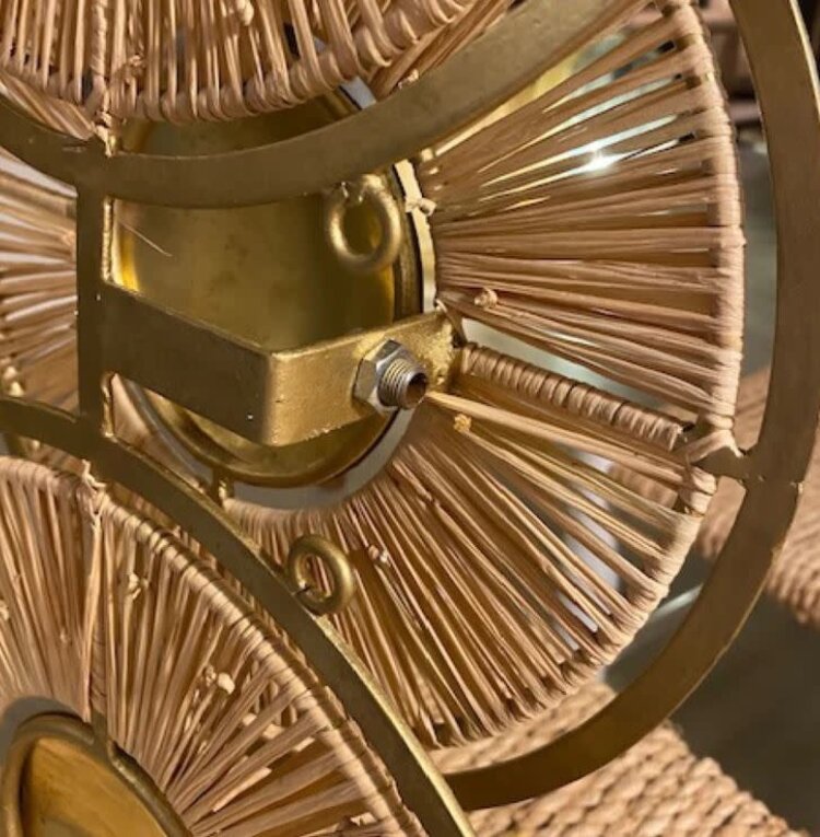 Wall lamp raffia & brass