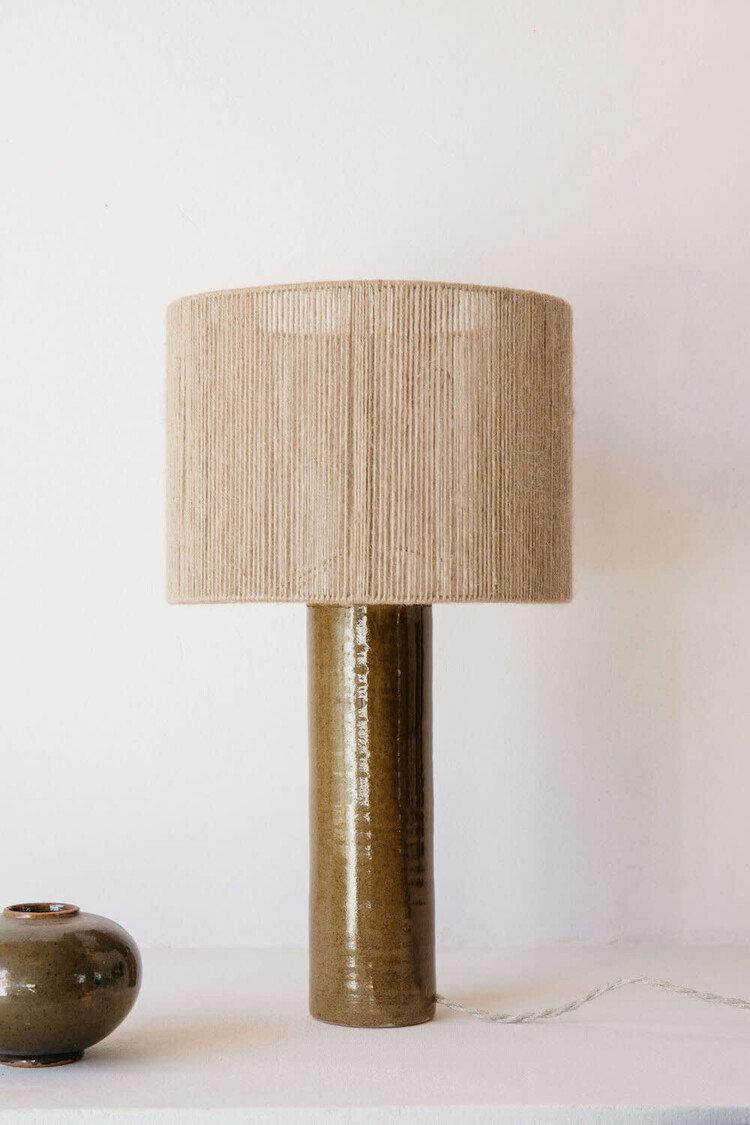 Grès Editions Terre table lamp - algue - fine jute