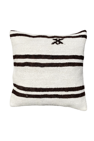 Kilim cushion #138