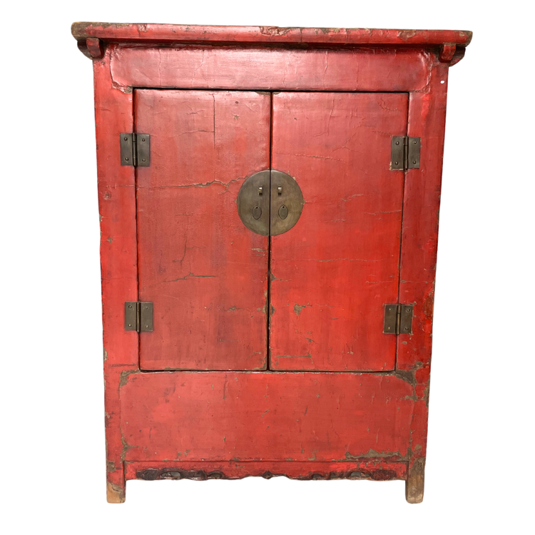 Antique Chinese bridal cabinet in red lacquered wood