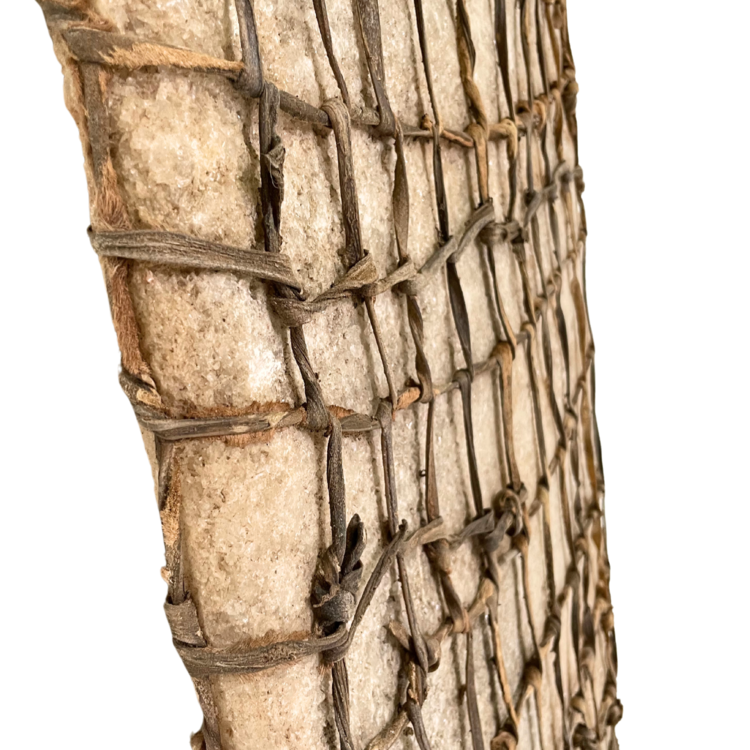 Old salt plate on base - Taoudenni