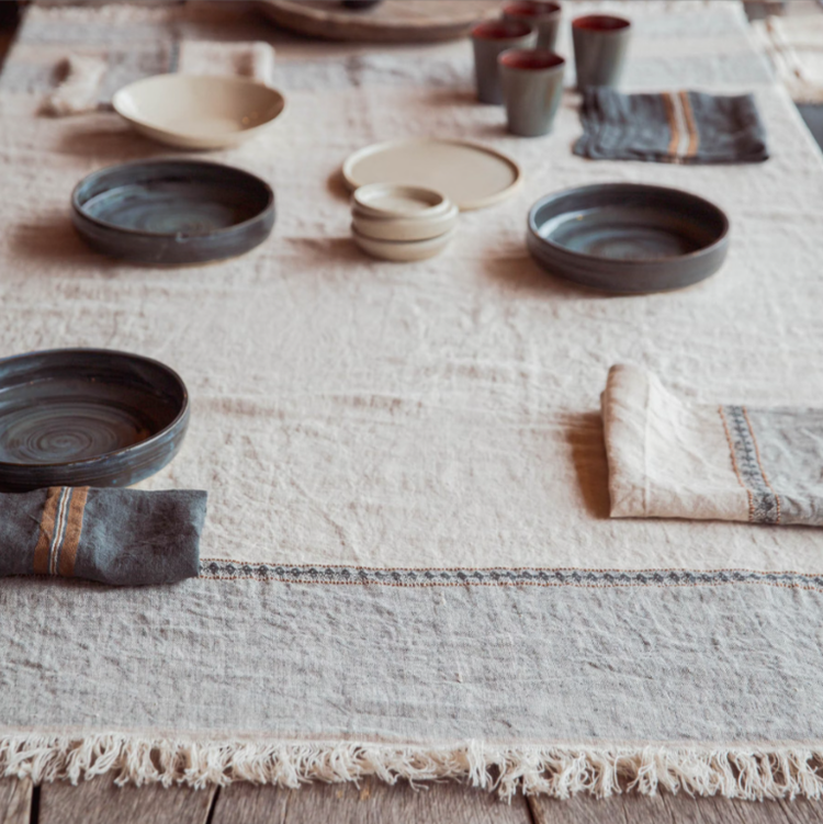 Libeco The Belgian Table Throw tablecloth - Ioulida