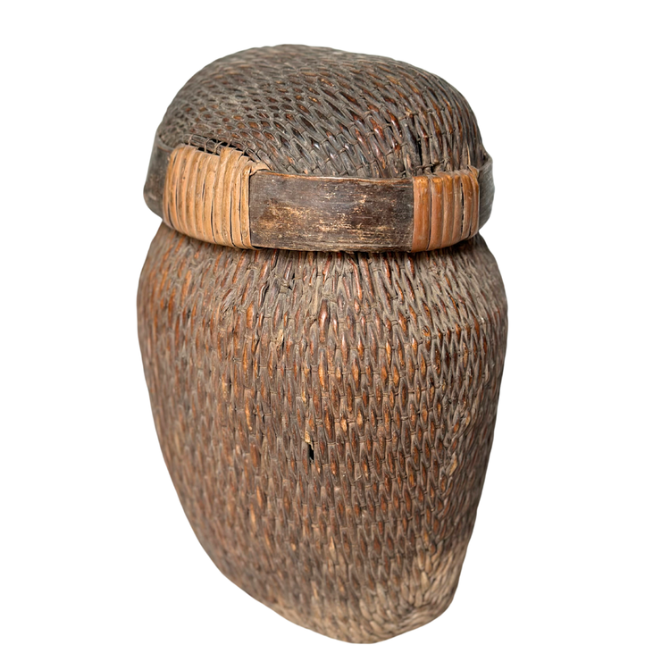 Oude rotan mand met deksel #43