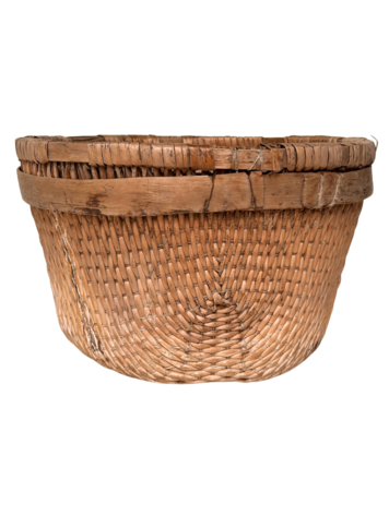 Old rattan basket #39