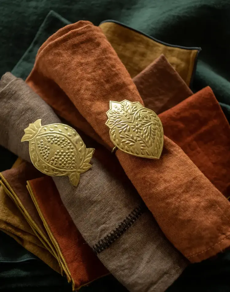 Caravane Napkin ring Livio Ex Voto - grenade