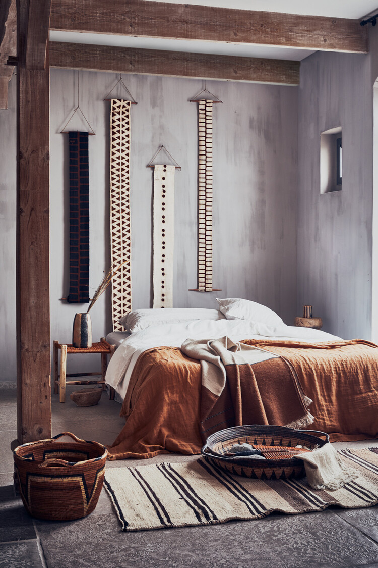 AAAA Bogolan Totem - Intention - White/Brown