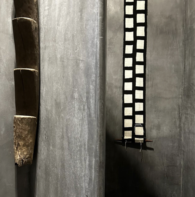 AAAA Bogolan Totem - Process - Black/White