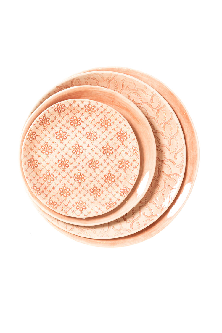 Wonki Ware Dinner Plate Rossa Pattern