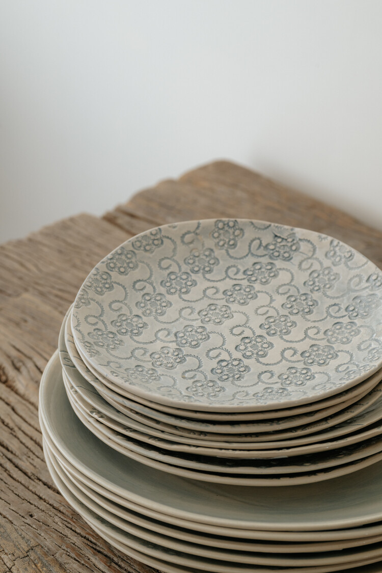 Wonki Ware Dinner Plate Duck Egg Pattern