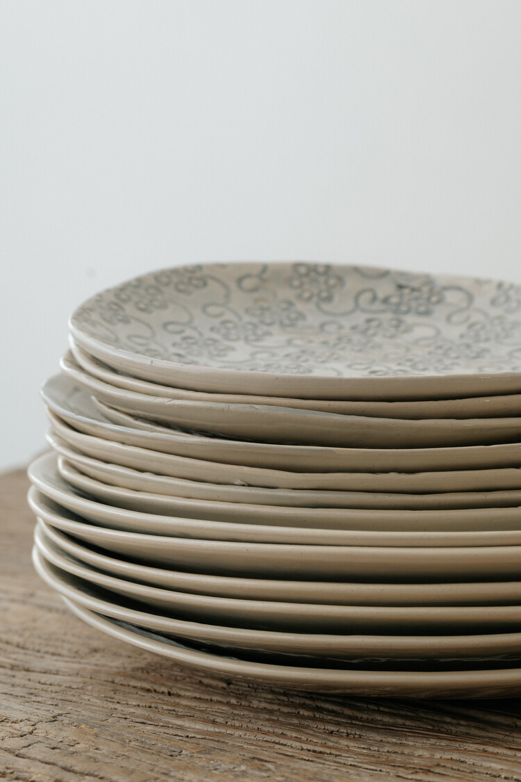 Wonki Ware Dinner Plate Duck Egg Pattern