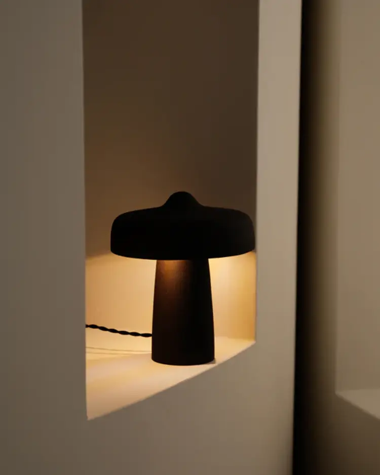 Serax Table Lamp Black Fou