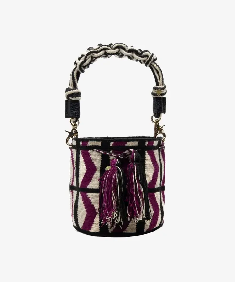 Guanabana handmade Crossbody Bag  Shield M - Macrame Handle - Purple & Black