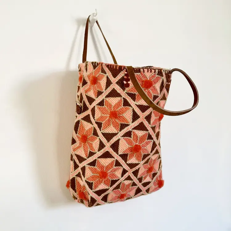 Enshallah Handgemaakte Gerecycleerde Handtas - Brown Peach