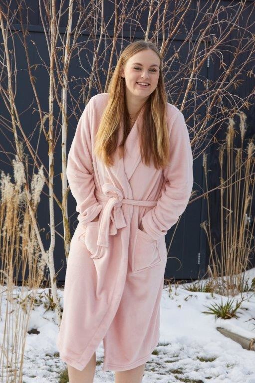 Oudroze fleece badjas kopen – zacht, elegant & comfortabel voor dames