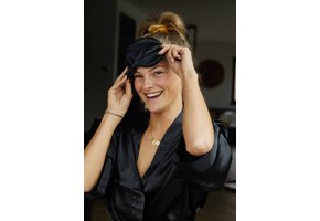 Oogmasker zwart satijn