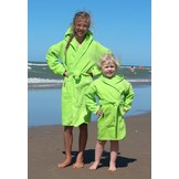 Kinderbadjas lime groen met naam borduren