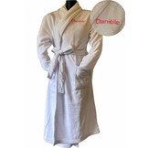 Witte unisex fleecebadjas met naam borduren
