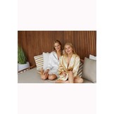 Champagne satijnen kimono met naam borduren