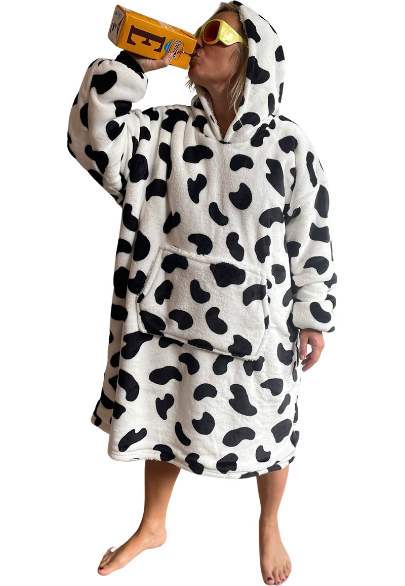 Luxe fleece deken met capuchon - koeienprint