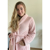 Oudroze fleece badjas kopen – zacht, elegant & comfortabel voor dames