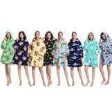 Fleece deken met capuchon - dino's