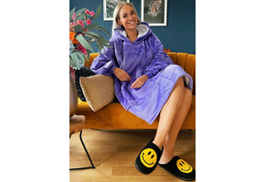 Fleece deken met mouwen & capuchon - paars