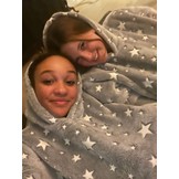 Fleece deken met mouwen & capuchon - kind - Glow in the Dark