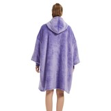 Fleece deken met mouwen & capuchon - paars