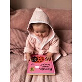 Roze baby badjas met naam borduren