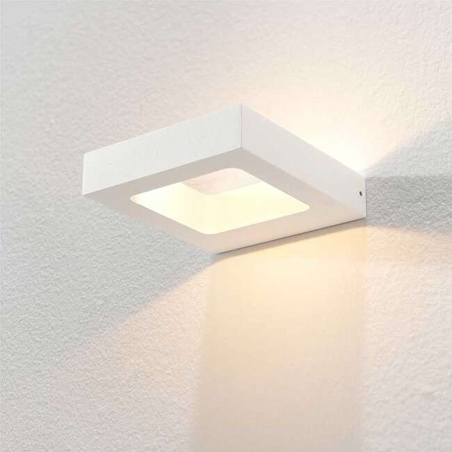 LED wall luminaire IP54 CARRE