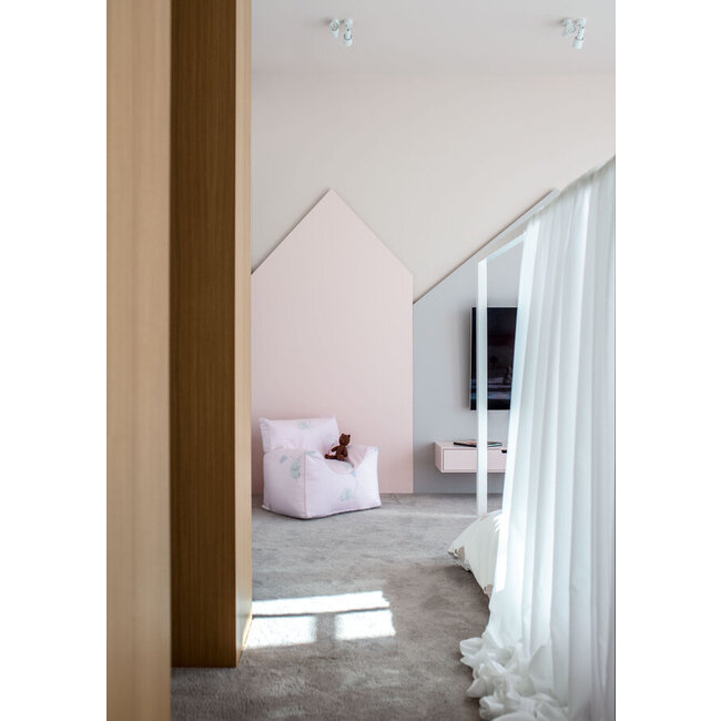 SARA ON BASE 1.1 PAR16