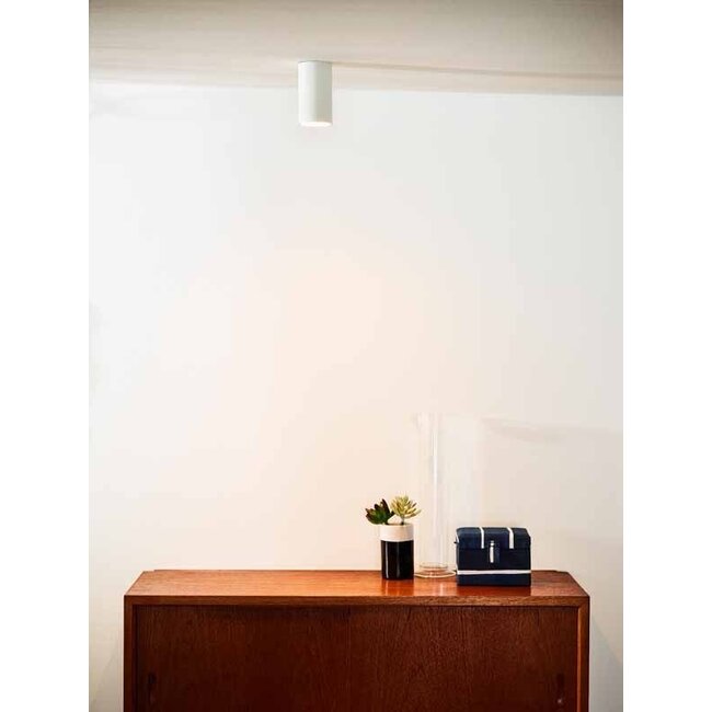 DELTO - Ceiling spotlight - Ø 5.5 cm - LED Dim to warm - GU10 - 1x5W 2200K/3000K - White