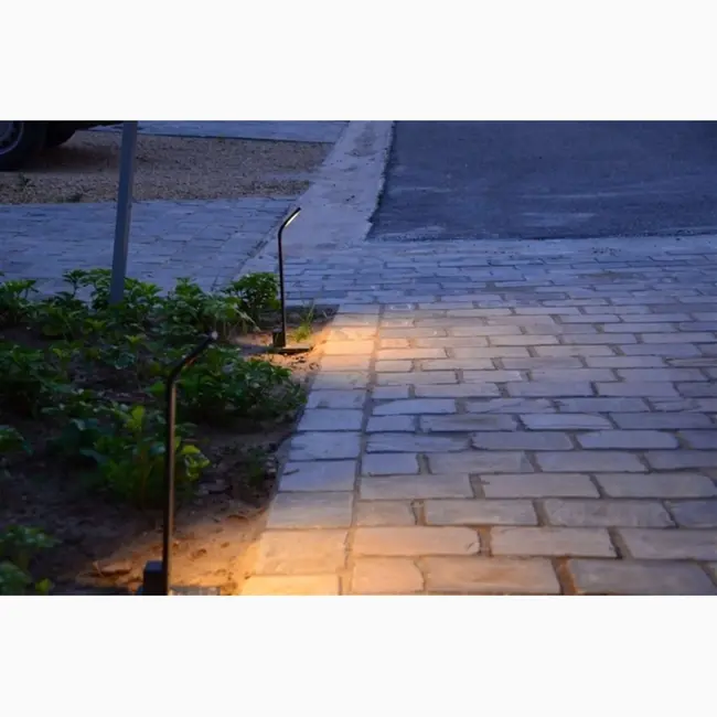 Poteau de jardin Lattice 600 noir