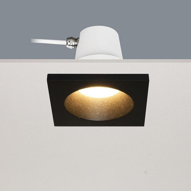 Bados square recessed spotlight