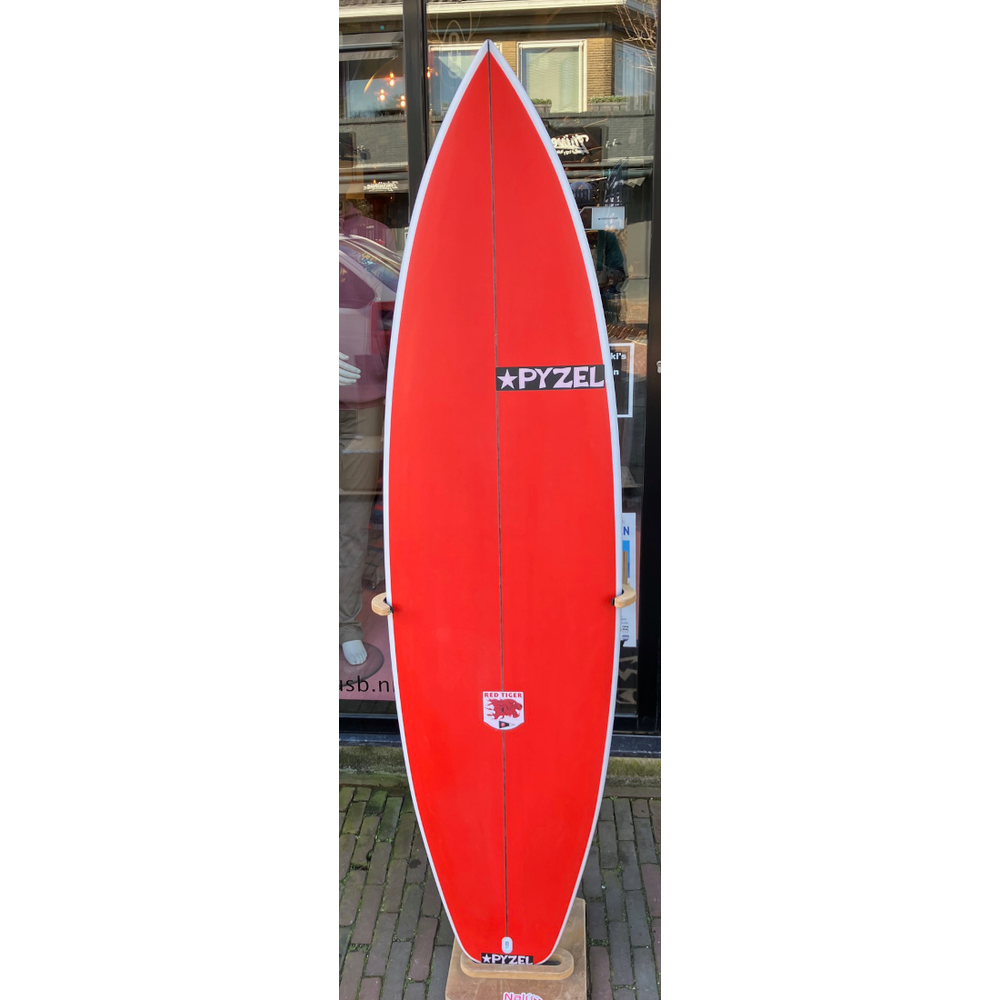 pyzel-surfboards-pyzel-62-red-