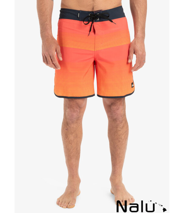 Quiksilver Quiksilver Surfsilk Scallop 18" Boardshort Fiery Coral Tijuana