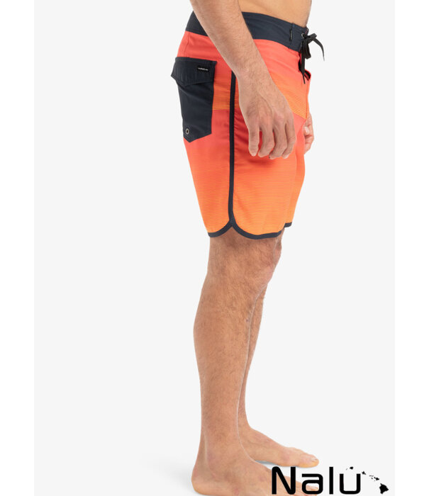 Quiksilver Quiksilver Surfsilk Scallop 18" Boardshort Fiery Coral Tijuana