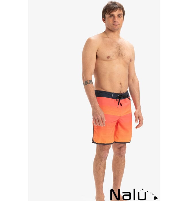 Quiksilver Quiksilver Surfsilk Scallop 18" Boardshort Fiery Coral Tijuana