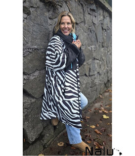 White Water Poncho Hardshell Zebra