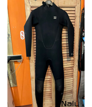 Billabong 5/4mm Medium Wetsuit Back Zip Gebruikt