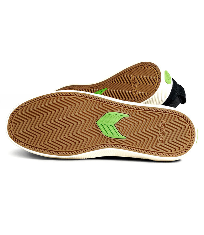 CARIUMA Slip-On Skate Pro - Black/Ivory