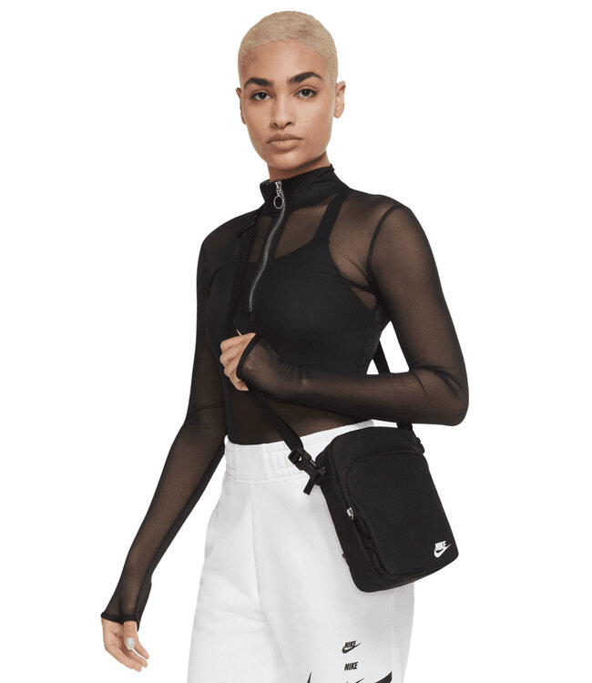 NIKE SB Heritage Crossbody Bag (4L) - Black/Black/White