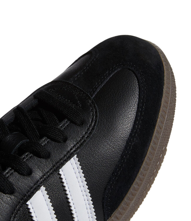 ADIDAS Samba Adv - Core Black / Cloud White / Gold Metallic