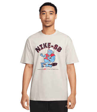 NIKE SB Sports Guy Tee - Light Bone