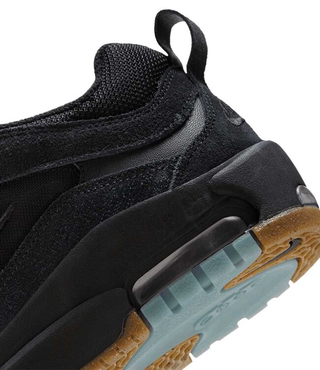NIKE SB Air Max Ishod - Black/Black/Gum