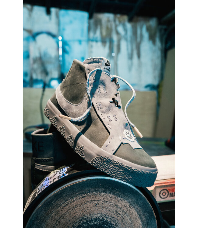 NIKE SB Blazer Mid - Di'Orr Greenwood