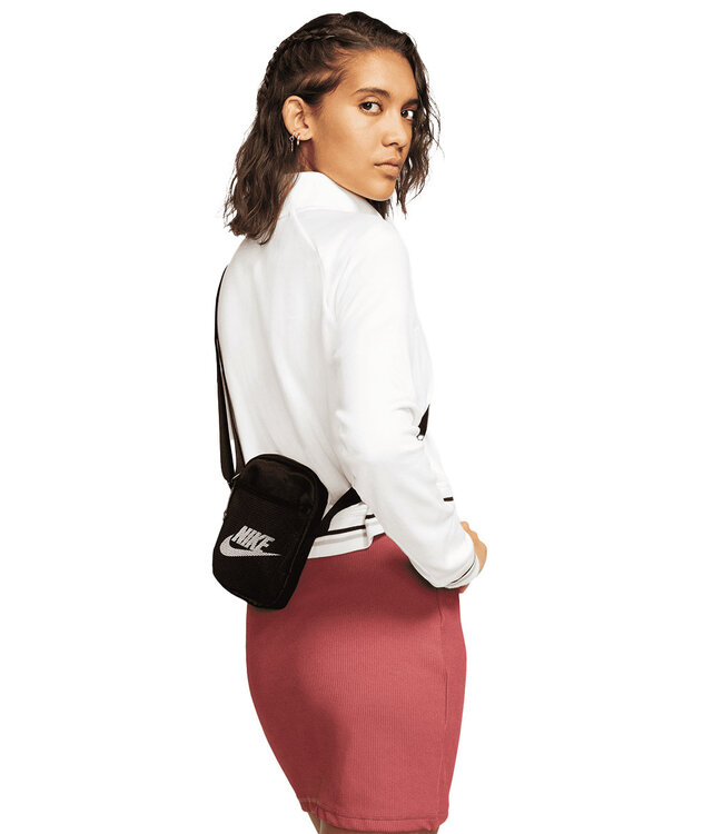 NIKE SB Crossbody Bag - Black/White