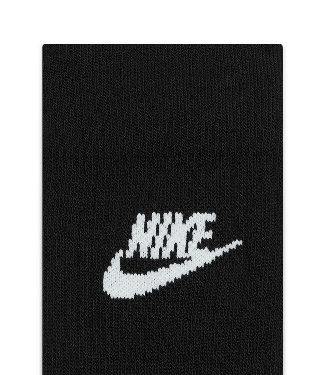 NIKE SB Essential Crew Socks - Black/White