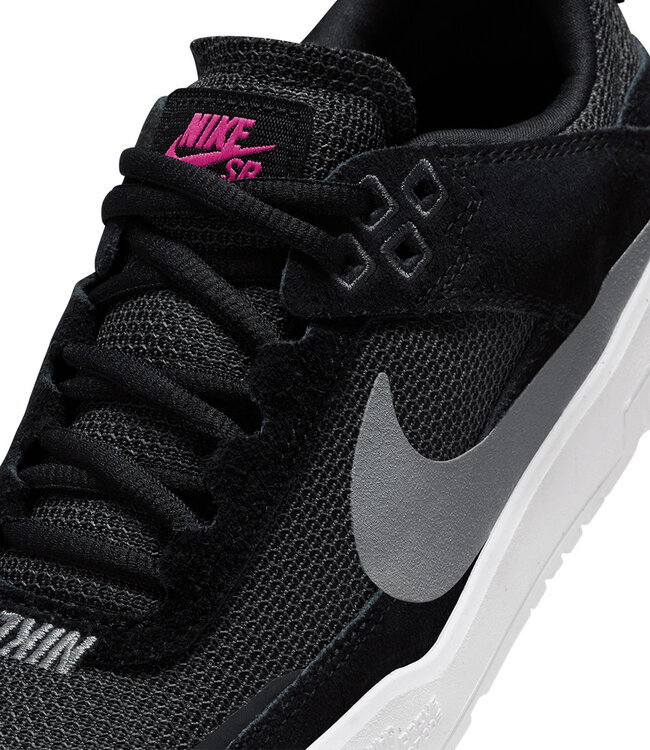 NIKE SB Day One - Black/Cool Grey-Anthracite-Alchemy Pink