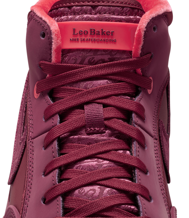 NIKE SB React Leo Premium - Dark Beetroot